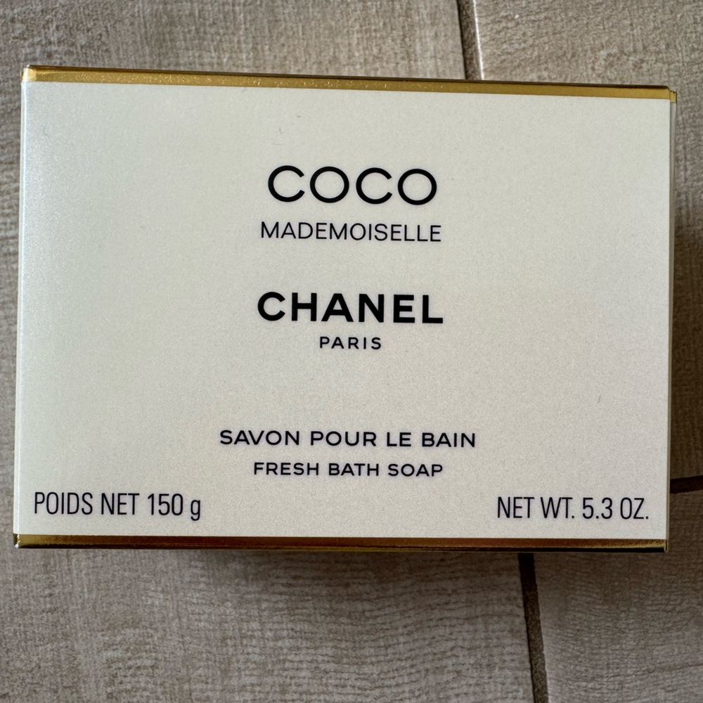 Coco Chanel French Bath Soap - New in box with bag(s)